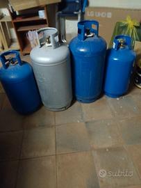  4 bombole gas 2 da 25 e 2 da 15 kg