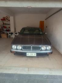 Jaguar XJ6 
