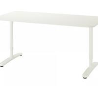 Scrivania Bekant IKEA