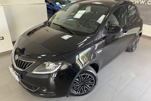 Lancia Ypsilon 1.0 firefly hybrid Gold KM CERT