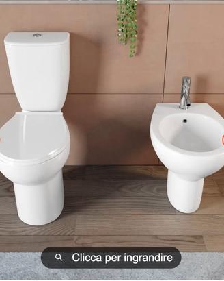 Coppia di sanitari monoblocco con scarico a terra