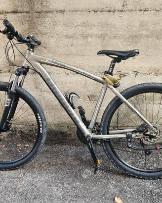 MTB Mountain Bike  Bianchi Kuma 27.5