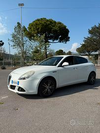 Alfa Romeo Giulietta 1.6 105cv Diesel Distinctive