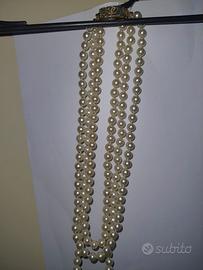 Collana con tre fili di perle