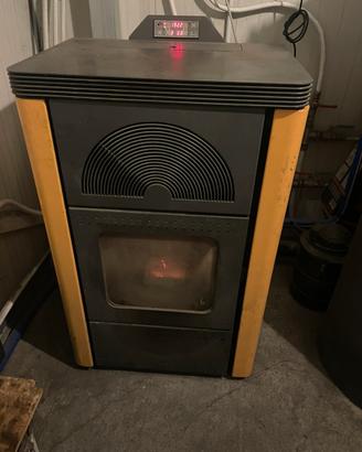 Termostufa 21 kw pellet/nocciolino