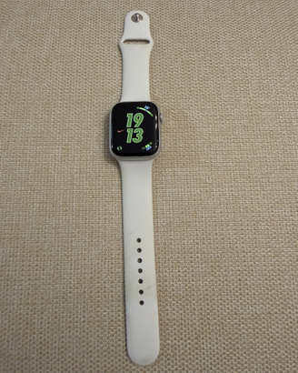 Apple watch Series 8 White
