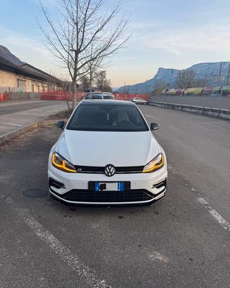 Volkswagen Golf 7R