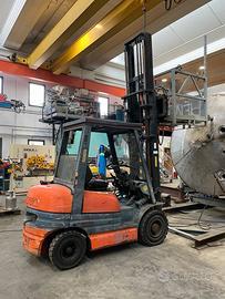 Carrello toyota 25 q.li