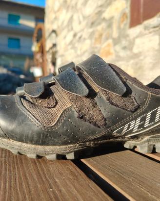 scarpe da ciclismo MTB con attacchi SPECIALIZED