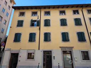 Bicamere arredato con possibilità garage (a parte)