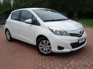 TOYOTA Yaris 1.0 5 porte GPL BASSI COSTI