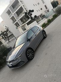 Golf 8 etsi 1.0