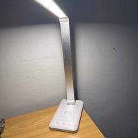 Lampada da scrivania Led ricarica wireless