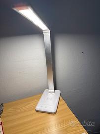 Lampada da scrivania Led ricarica wireless
