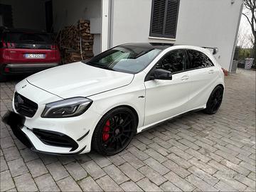 Mercedes A45 AMG