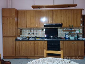 Cucina legno massello rovere completa 