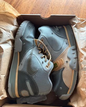 NIKE AIR TRAINER 1 TRAVIS SCOTT GREY HAZE
