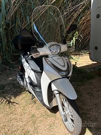 Scooter Honda 125  Mode