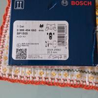 BOSCH 0 986 494 660 Kit pastiglie freni
Low-Metall