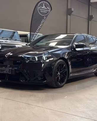 BMW M5 Touring * FULL OPTIONAL / IVA ESPOSTA*