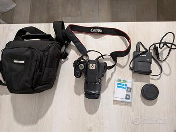 CANON EOS 2000D + Obiettivo + Custodia