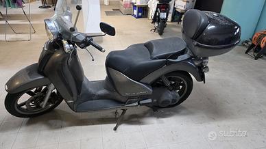 Scarabeo 250