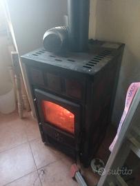stufa a legna e pellet 