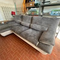 Divano 4 posti con penisola