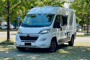 Camper Van Adria - Sun Living 540