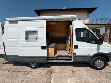 Iveco Daily 2.3 35S10 Camperizzato