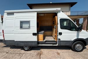 Iveco Daily 2.3 35S10 Camperizzato