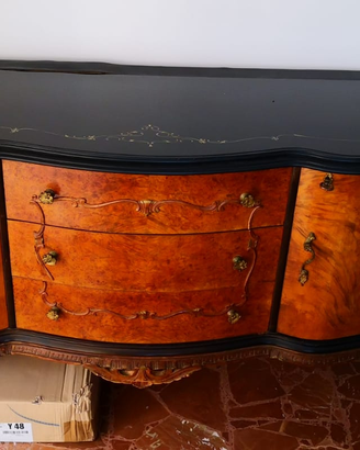 Mobile bouffet stile chippendale