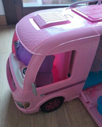 camper Barbie