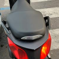 Yamaha xmax 250