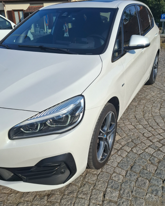 BMW 218D ACTIVE M Sport line