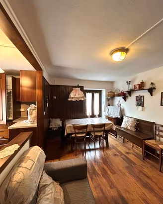 Casa indipendente di 132 m² con 4 locali a Premana