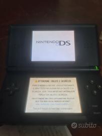 Nintendo ds lite completa con scatola e custodia. 