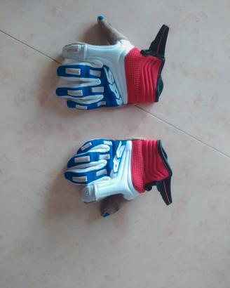 Attrezzatura moto cross