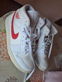 Jordan bianche e rosse