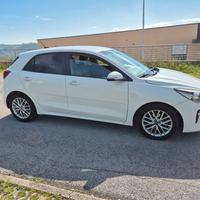 Kia Rio 4 1.4 90 cv 2017