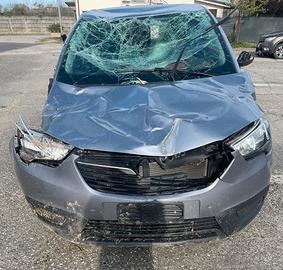 Ricambi usati Opel crossland X 1.2 benzina EB2ADT