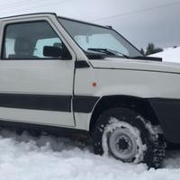 FIAT PANDA 4x4 restaurata da targa oro