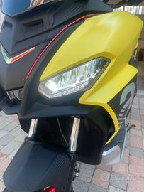 Scooter Aprilia sr gt sport 125