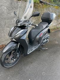 Honda sh 350 2023 nero sport