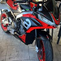 Aprilia Tuono 660