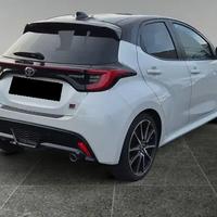 TOYOTA YARIS GR-SPORT