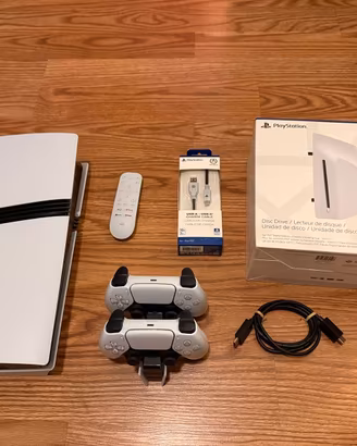 Sony PS5 Pro + Disc Drive + 2 DualSense + Accessor