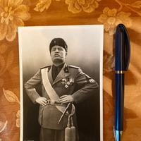 DUCE BENITO MUSSOLINI IN POSA CLASSICA