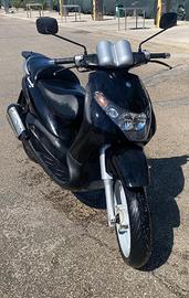 piaggio beverly 125
