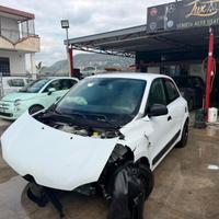 Renault Twingo 1,0 sinistrato - 2020